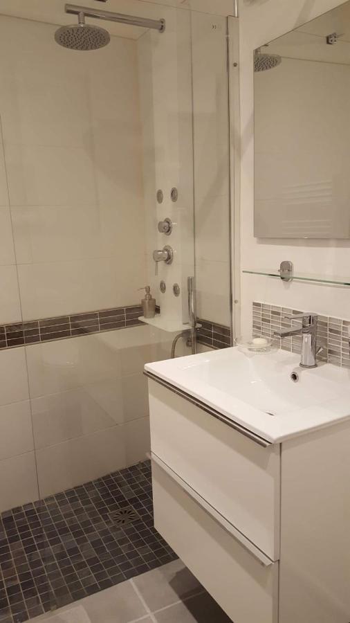 Agreable Appartement T2 Proche Centre Nîmes Exterior photo