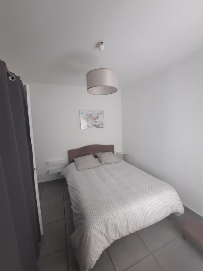 Agreable Appartement T2 Proche Centre Nîmes Exterior photo